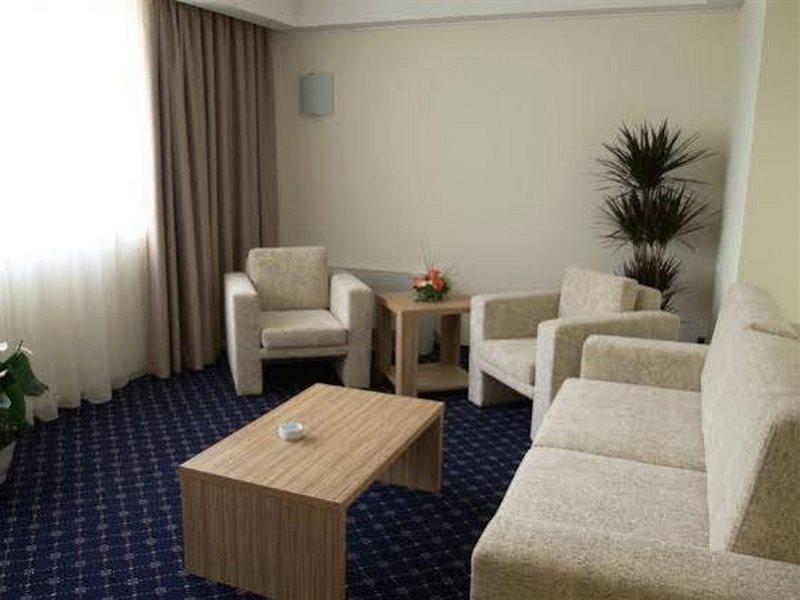 Marshal Hotel Bükreş Dış mekan fotoğraf