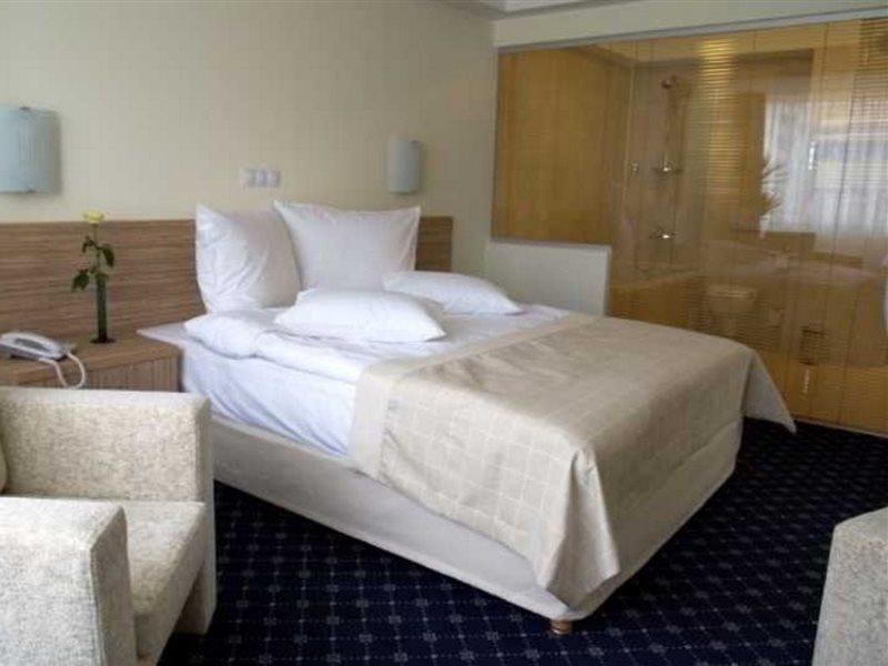 Marshal Hotel Bükreş Dış mekan fotoğraf