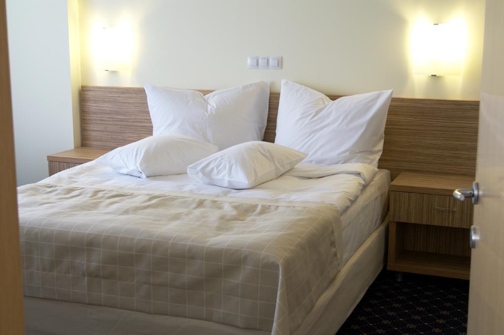 Marshal Hotel Bükreş Dış mekan fotoğraf